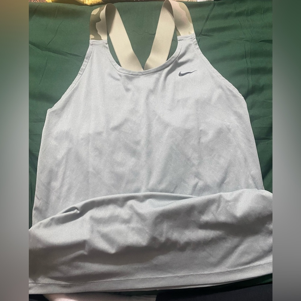 Small nike tank top